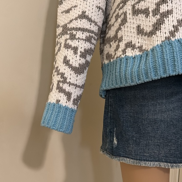 ASOS Women’s Chunky Sweater Super Thick Crew Neck Size Medium - Picture 4 of 6